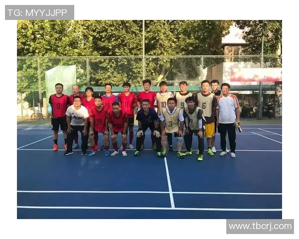 重庆足球队荣登足球比赛经验排行榜第三名引发热议